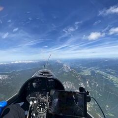 Flugwegposition um 12:34:05: Aufgenommen in der Nähe von Gemeinde Haus, Österreich in 3013 Meter